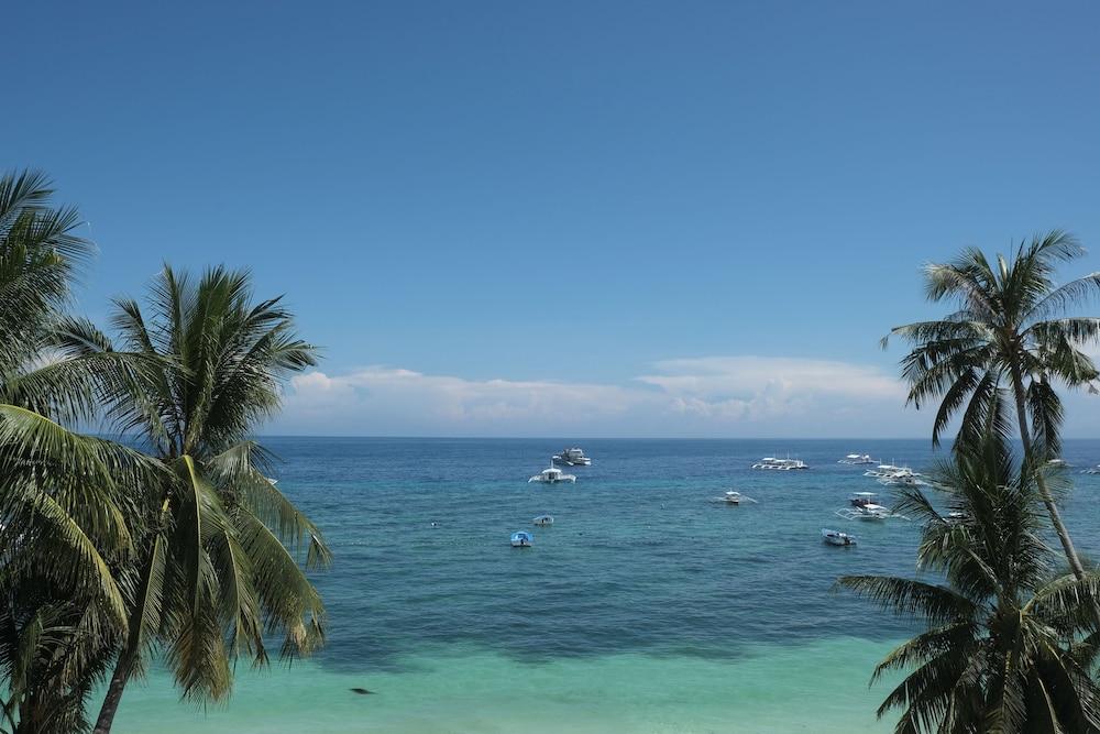 Baywatch Dive Resort Panglao Exterior photo